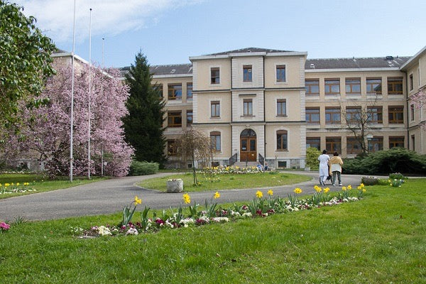 Potagers et ateliers floraux à la Clinique de Joli-Mont en Genève, Suisse